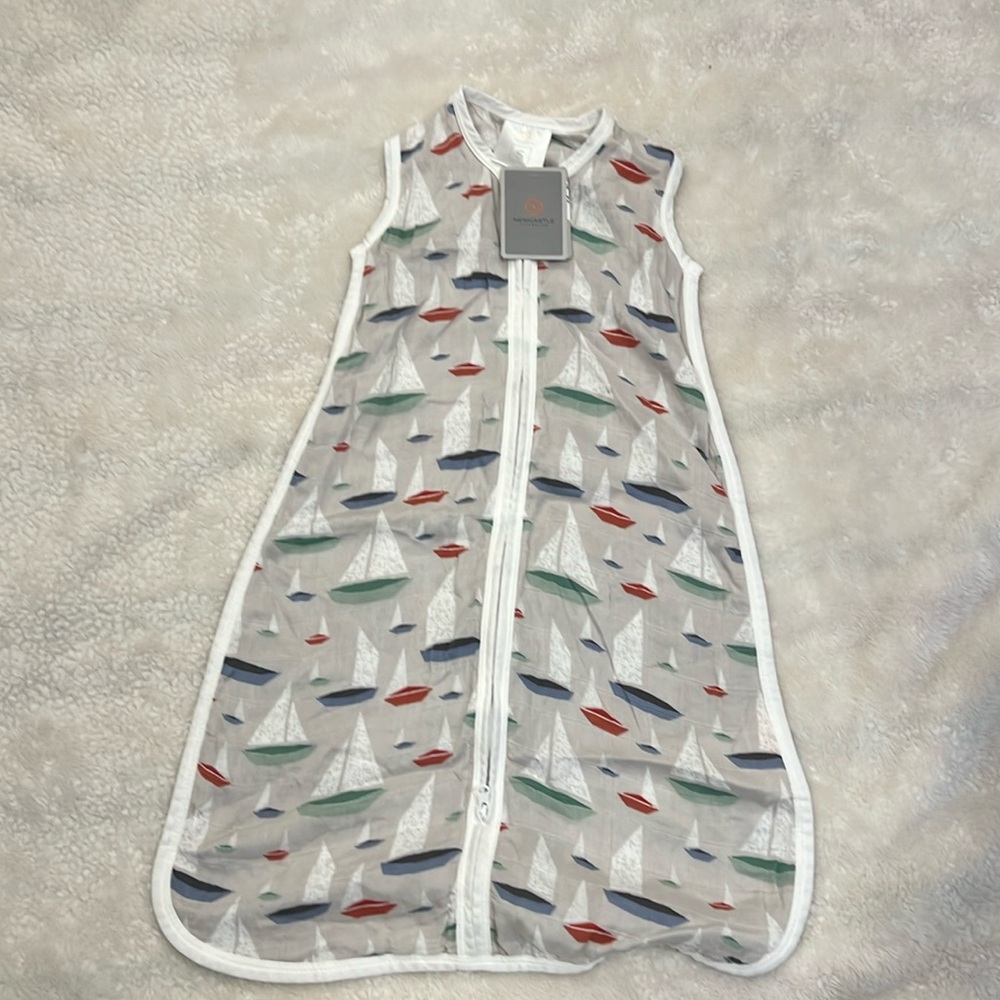 Newcastle sleep sack new size s 0-6m